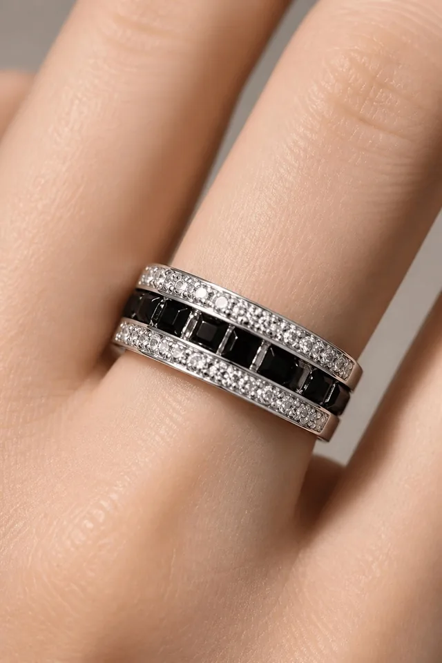 Black and White Crystal Band Ring